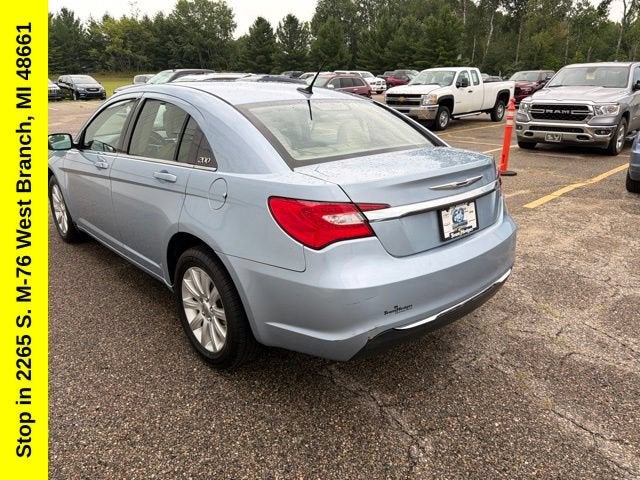 2013 Chrysler 200 Touring