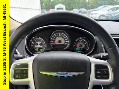 2013 Chrysler 200 Touring