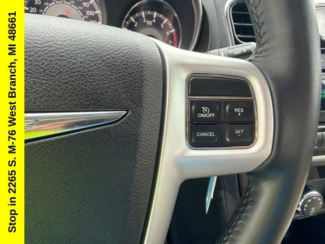 2013 Chrysler 200 Touring