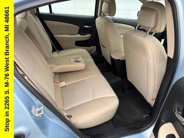 2013 Chrysler 200 Touring