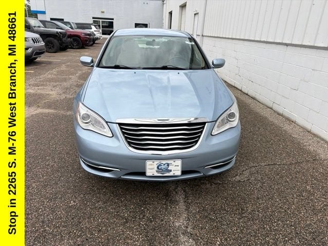 2013 Chrysler 200 Touring