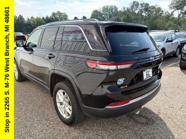 2023 Jeep Grand Cherokee Laredo