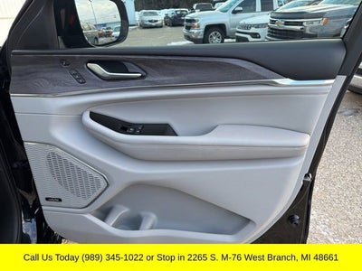 2023 Jeep Grand Cherokee Overland