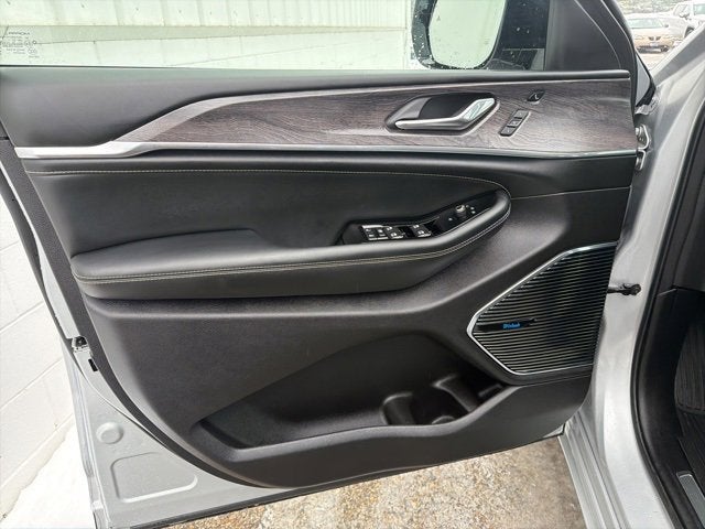 2024 Jeep Grand Cherokee 4xe Overland