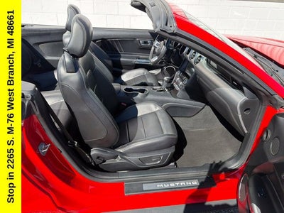 2022 Ford Mustang EcoBoost