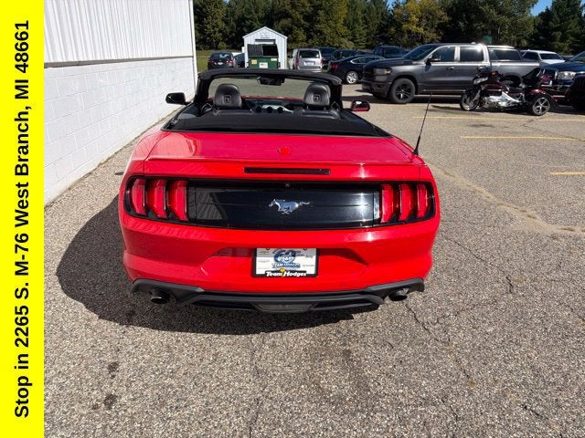 2022 Ford Mustang EcoBoost