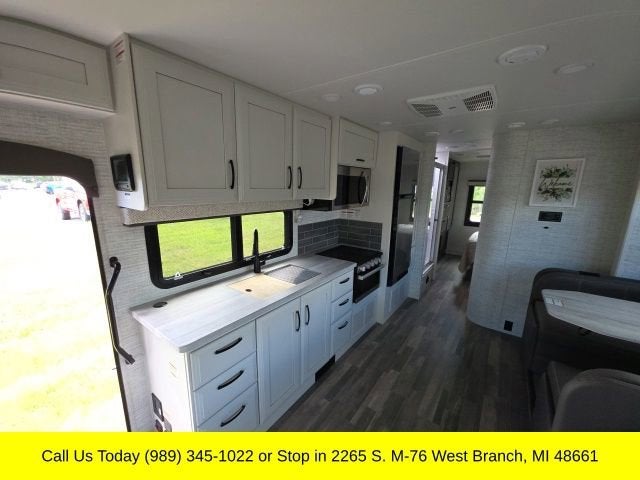 2026 Ford E-Series Cutaway MOTORHOME