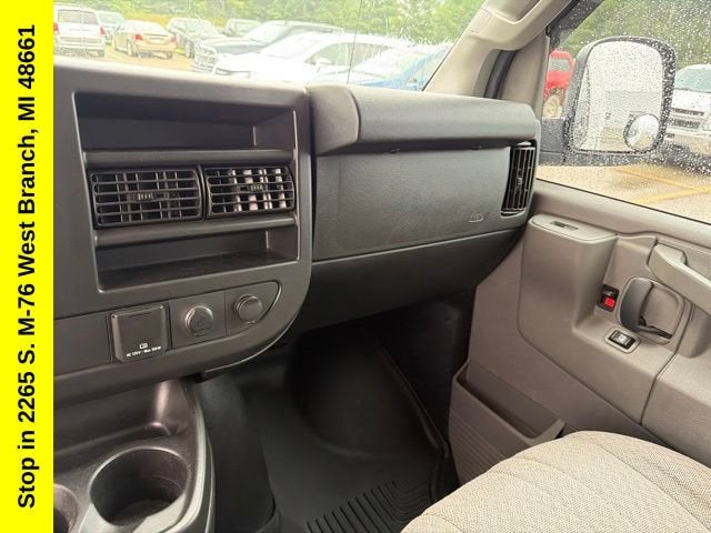 2019 Chevrolet Express Cargo 3500 BASE