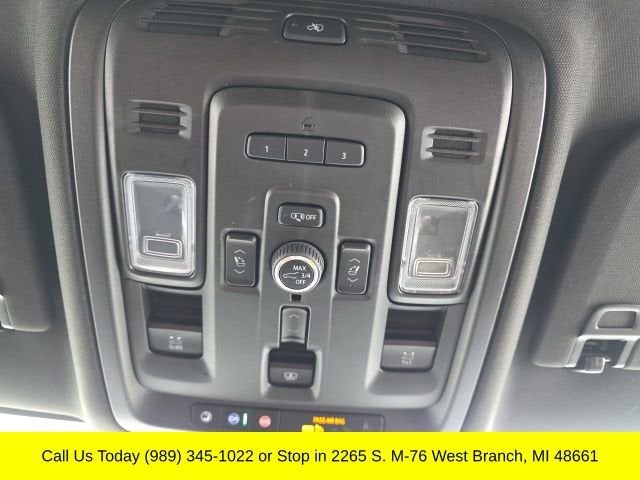 2024 GMC Yukon XL Denali Ultimate