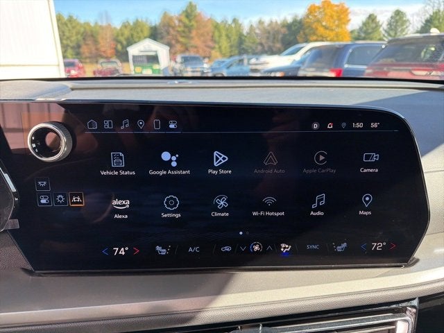 2024 Chevrolet Traverse LT