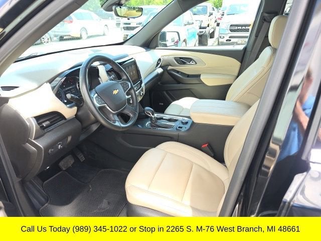 2023 Chevrolet Traverse LT Leather