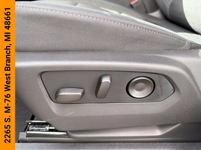 2026 Chevrolet Suburban LS - Photo 13