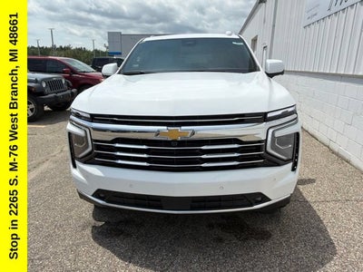 2025 Chevrolet Suburban LT