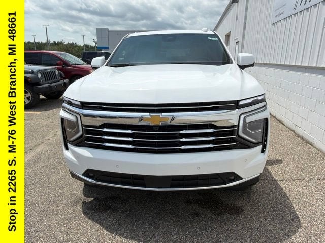 2025 Chevrolet Suburban LT