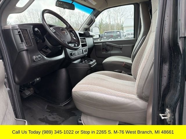 2022 GMC Savana Cargo 2500 Work Van