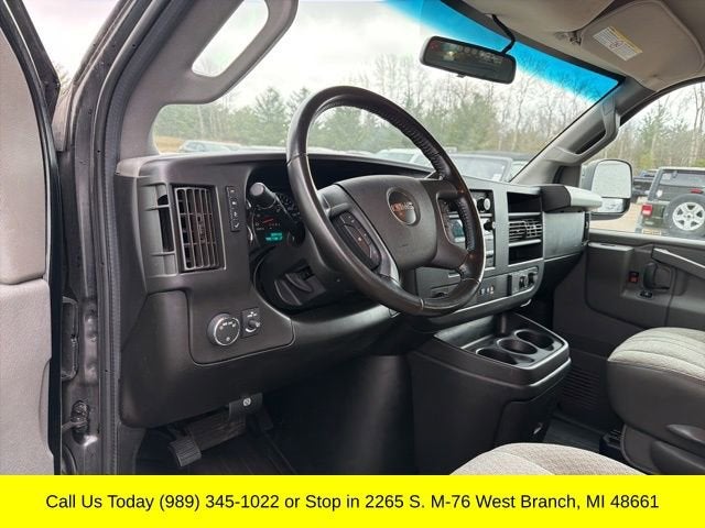 2022 GMC Savana Cargo 2500 Work Van