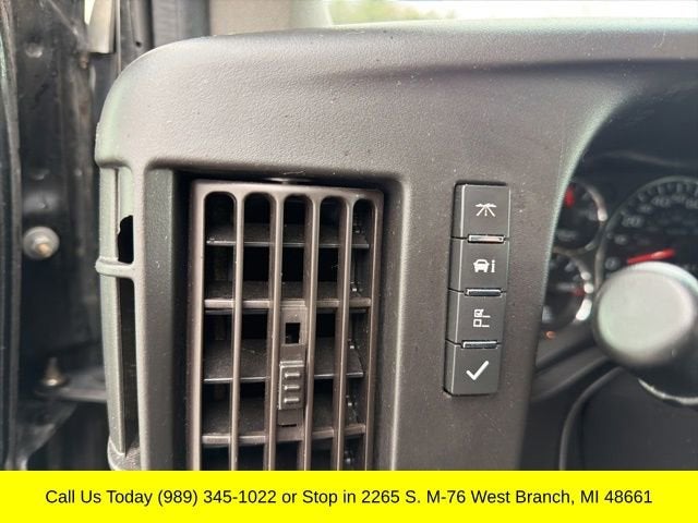 2022 GMC Savana Cargo 2500 Work Van