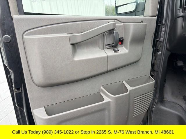 2022 GMC Savana Cargo 2500 Work Van