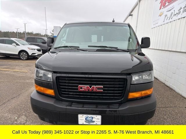 2022 GMC Savana Cargo 2500 Work Van