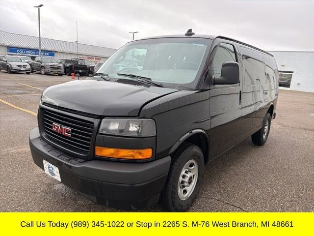 2022 GMC Savana Cargo 2500 Work Van