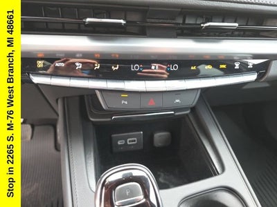 2024 Cadillac XT4 Premium Luxury
