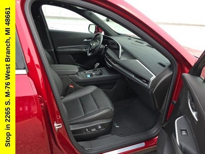 2024 Cadillac XT4 Premium Luxury