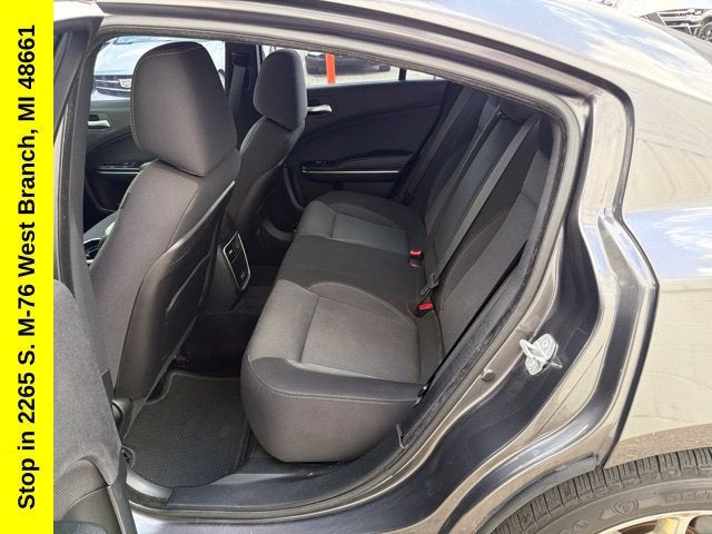 2016 Dodge Charger SE