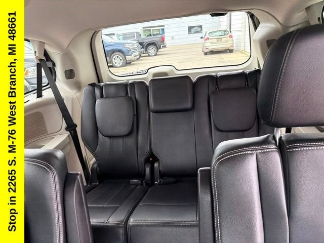 2015 Chrysler Town & Country Touring