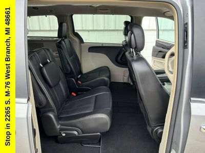 2015 Chrysler Town & Country Touring
