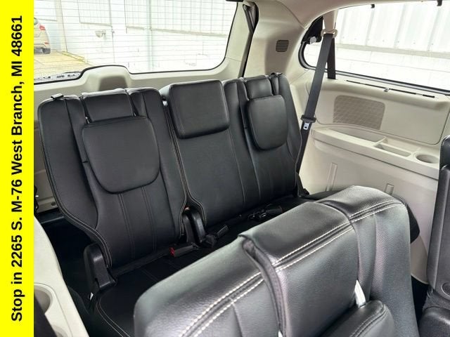 2015 Chrysler Town & Country Touring