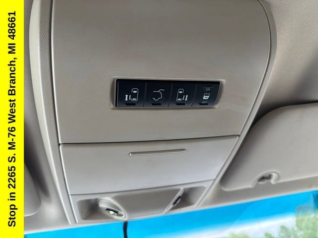 2015 Chrysler Town & Country Touring