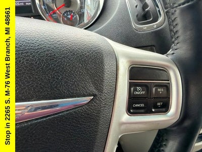2015 Chrysler Town & Country Touring
