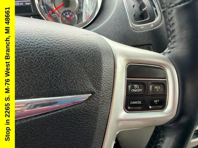 2015 Chrysler Town & Country Touring