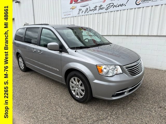 2015 Chrysler Town & Country Touring