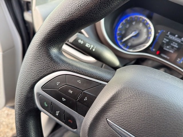 2020 Chrysler Voyager LXI