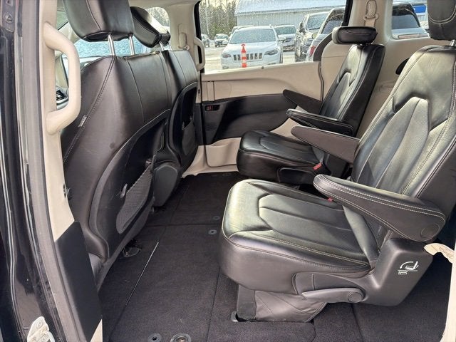 2020 Chrysler Voyager LXI