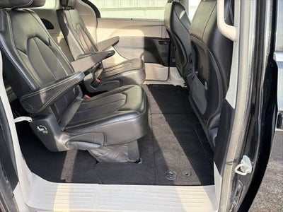 2020 Chrysler Voyager LXI