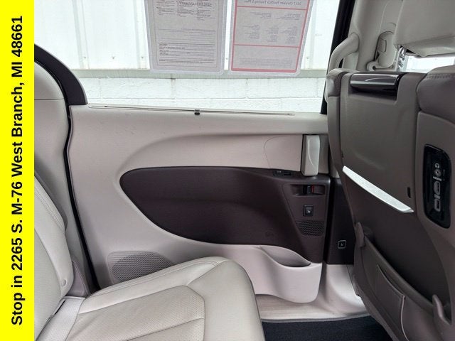 2017 Chrysler Pacifica Touring-L Plus