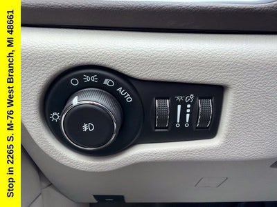 2017 Chrysler Pacifica Touring-L Plus