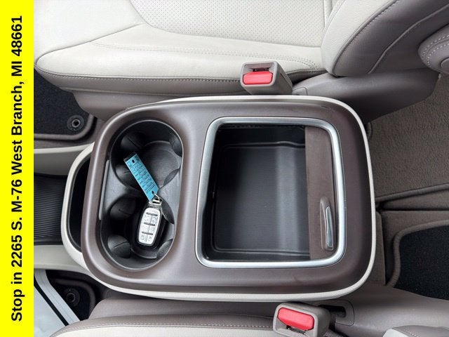 2017 Chrysler Pacifica Touring-L Plus