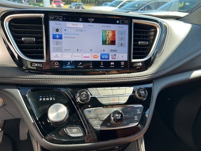 2026 Chrysler Pacifica Pinnacle