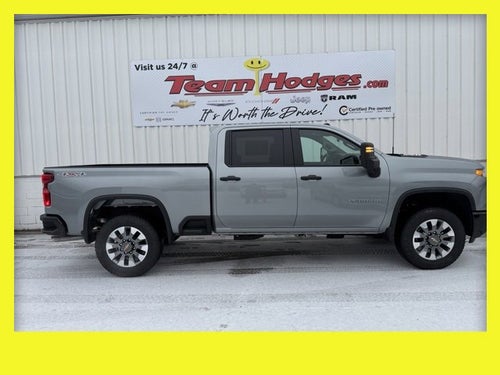 2026 Chevrolet Silverado 2500 HD Custom