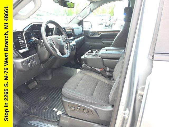 2023 Chevrolet Silverado 1500 LT (2FL)