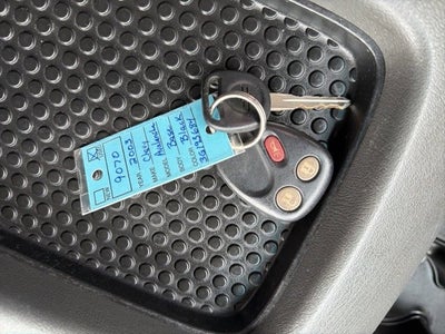 2003 Chevrolet Avalanche BASE