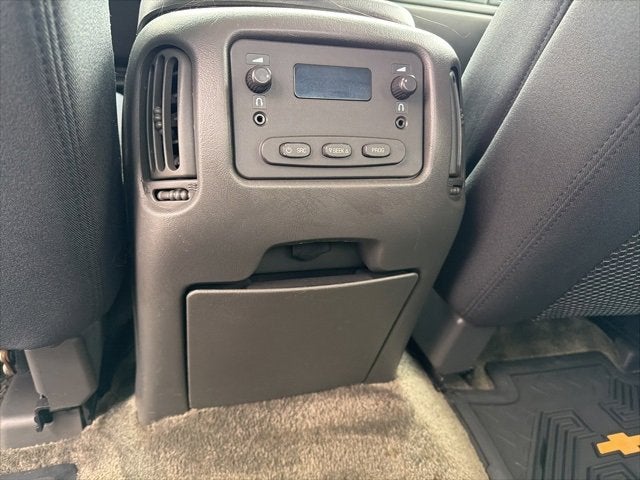 2003 Chevrolet Avalanche BASE