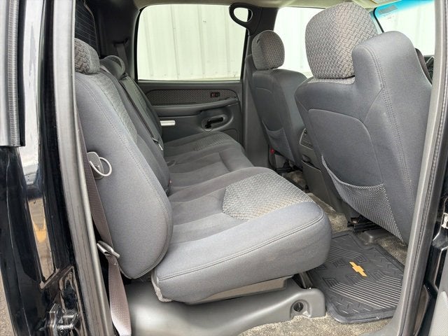 2003 Chevrolet Avalanche BASE