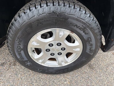 2003 Chevrolet Avalanche BASE