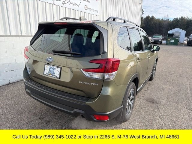 2023 Subaru Forester Premium