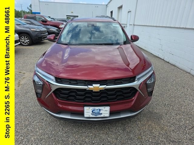 2025 Chevrolet Trax LT