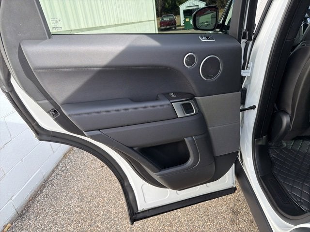 2020 Land Rover Range Rover Sport SE